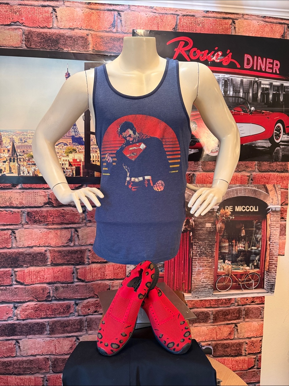 Superman Logo Graphic Tank Top Tee
